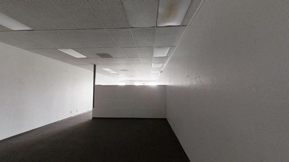 Move-In Ready Retail/Office Storefront @ Downtown Corner: 277 N 5th St, Coalinga, CA 93210